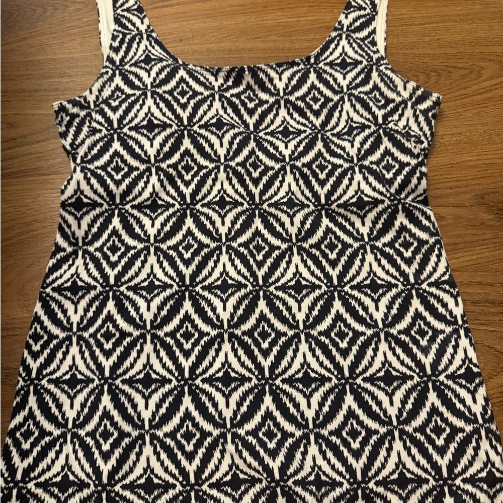 Banana Republic Monochrome Patterned Top